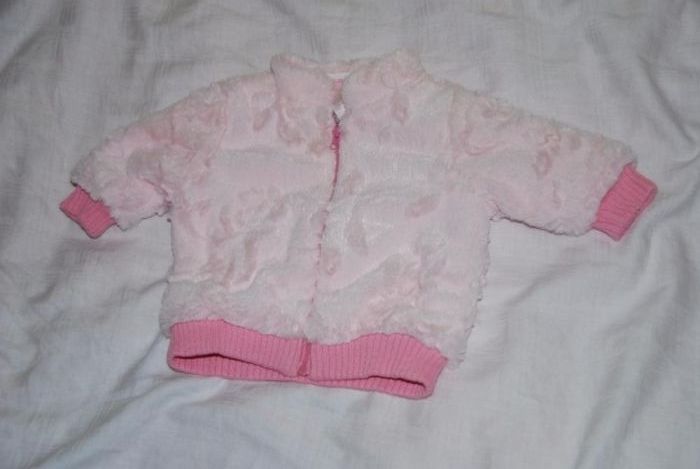 bluza ocieplana z przyjemnym futerkiem rozmiar 3-6 miesięcy