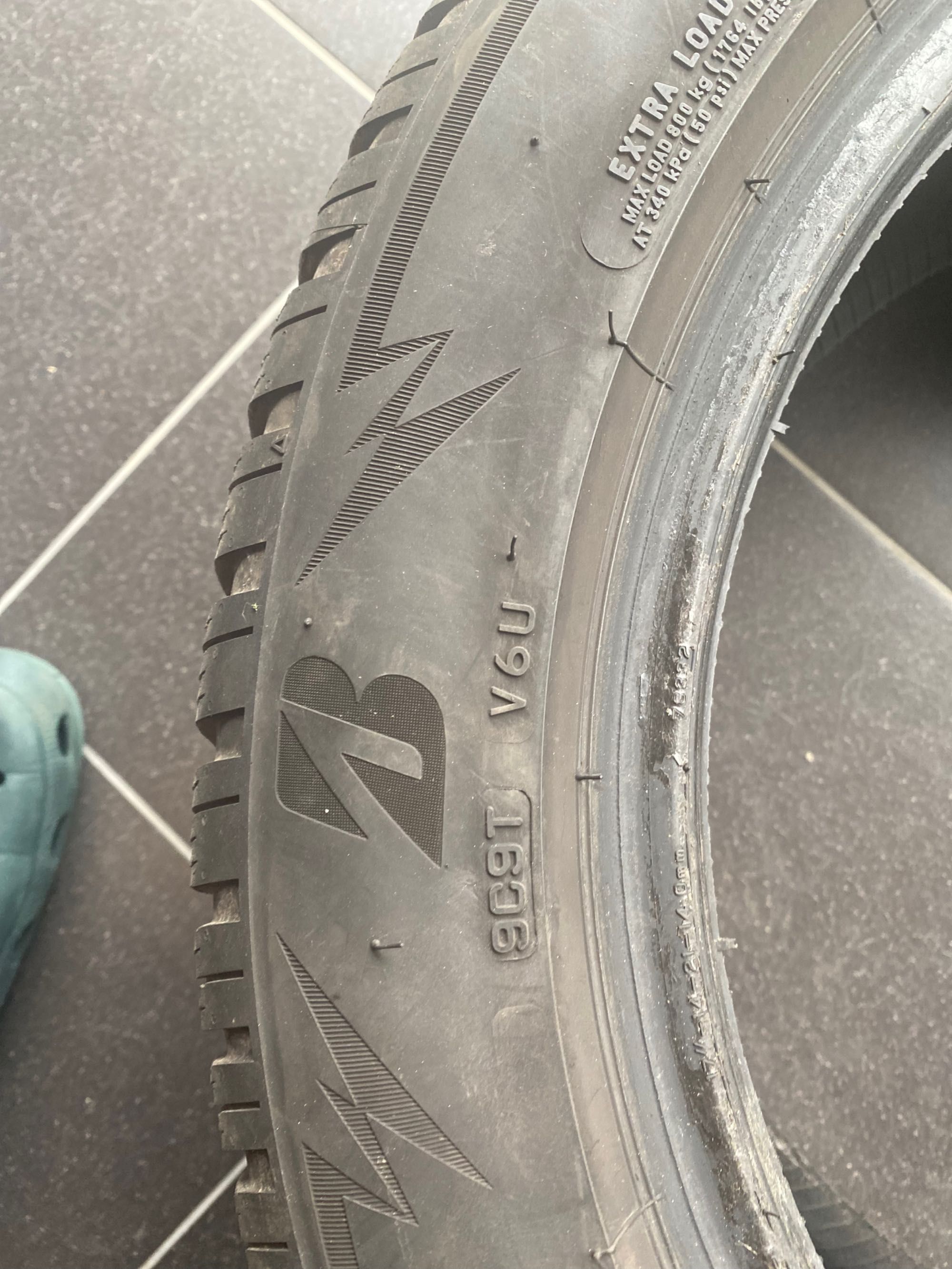 4x opony zimowe BRIDGESTONE BLIZZAK LM005 235/50R17 11.2021 dwie zimy