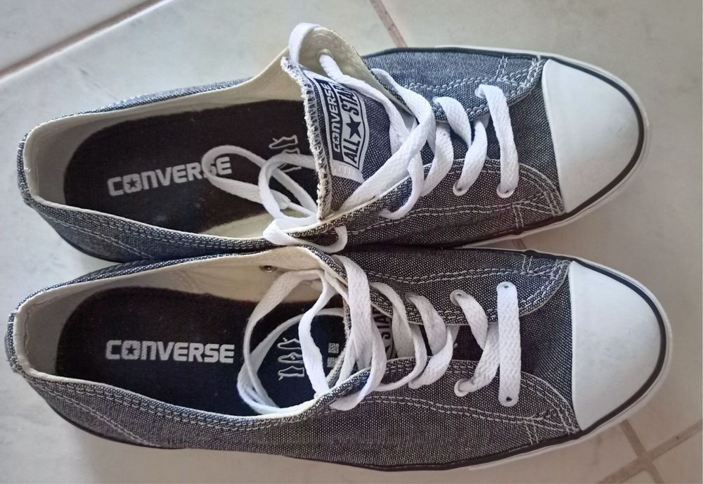 Продам кеди Converse