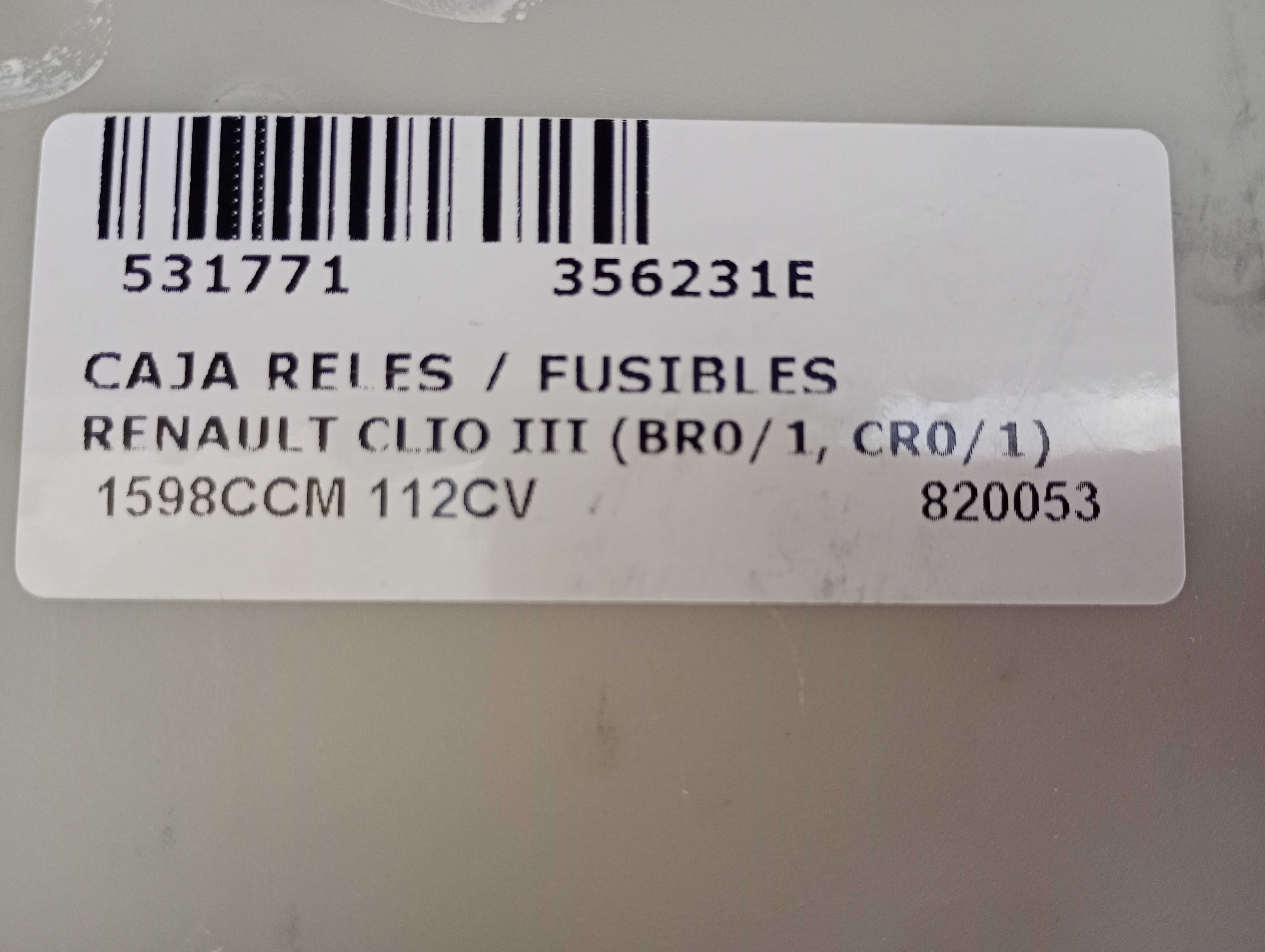 Caixa de fusiveis e reles