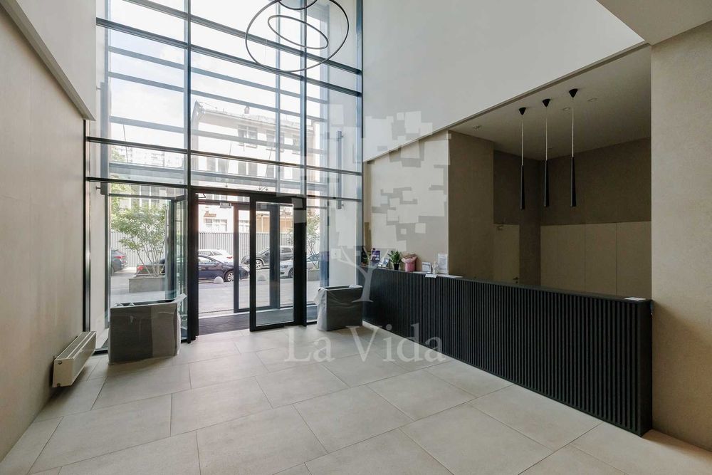 Двокімнатна квартира з паркомісцем та коморою в ЖК Тайм Time