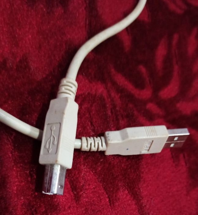 Четыре кабель USB для принеров