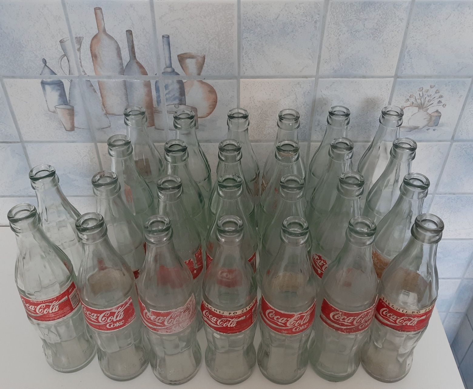 Butelki kolekcjonerskie Coca-Cola 330ml 26 szt.