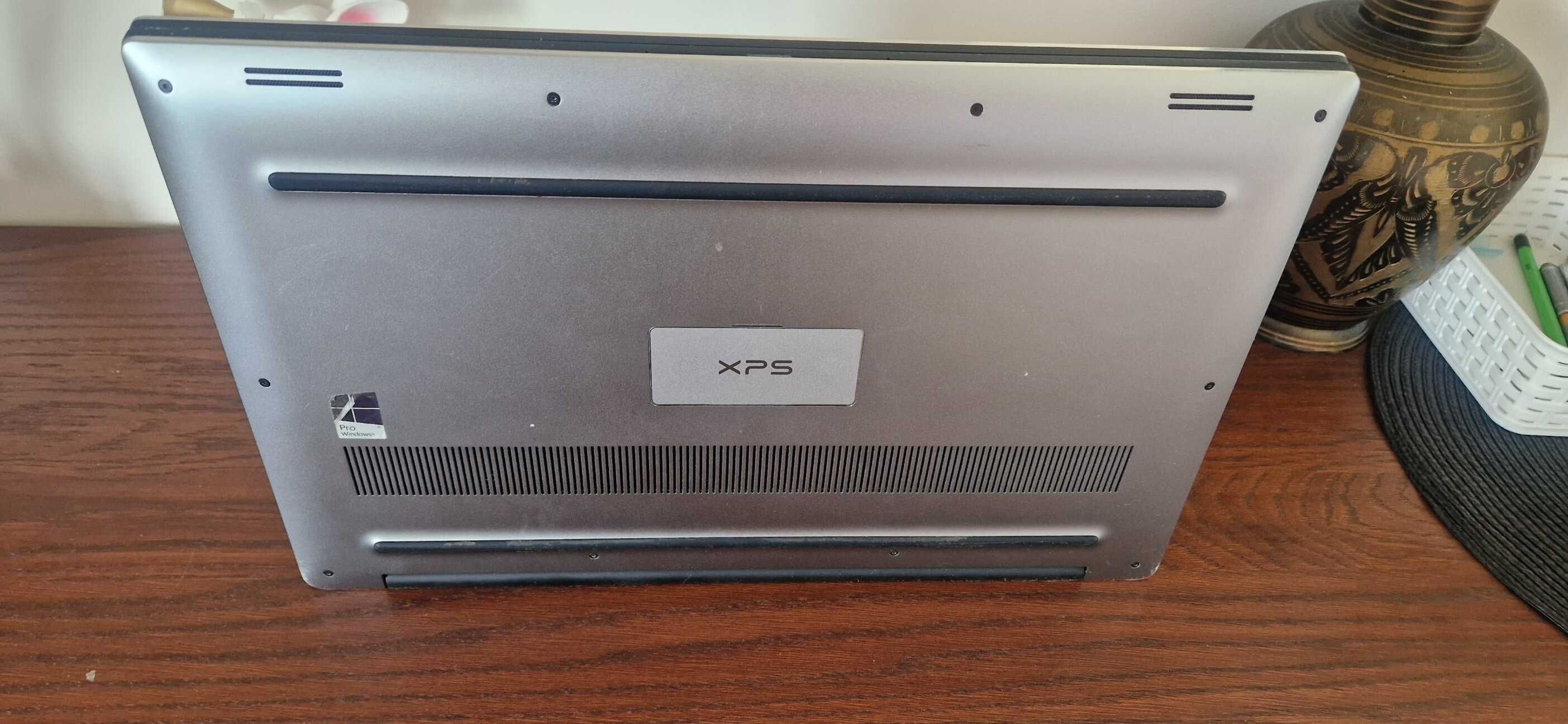 DELL XPS 15     9560 32GB Ram, Dedykowana Karta Graficzna GTX 1050