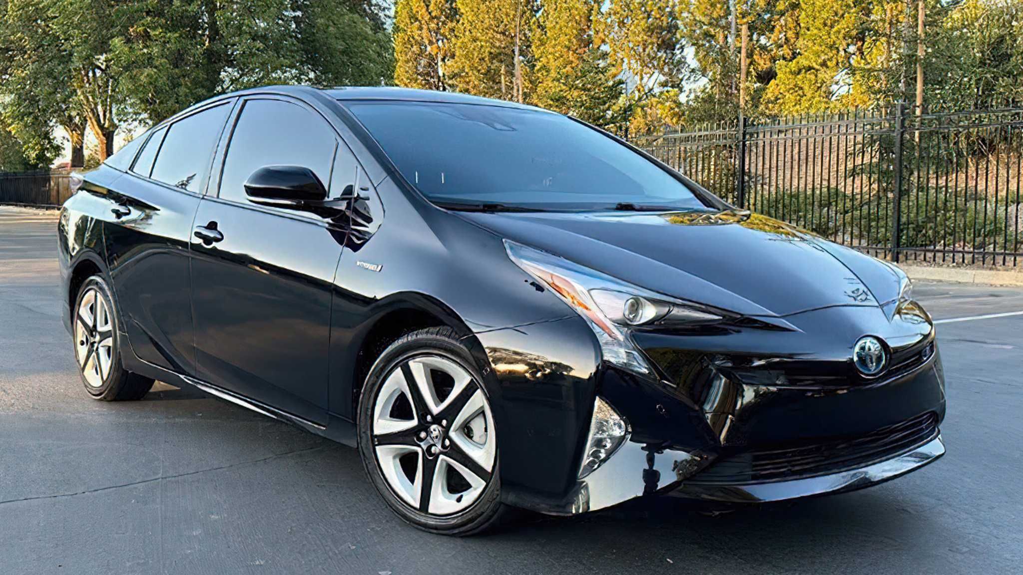 Toyota Prius 2018