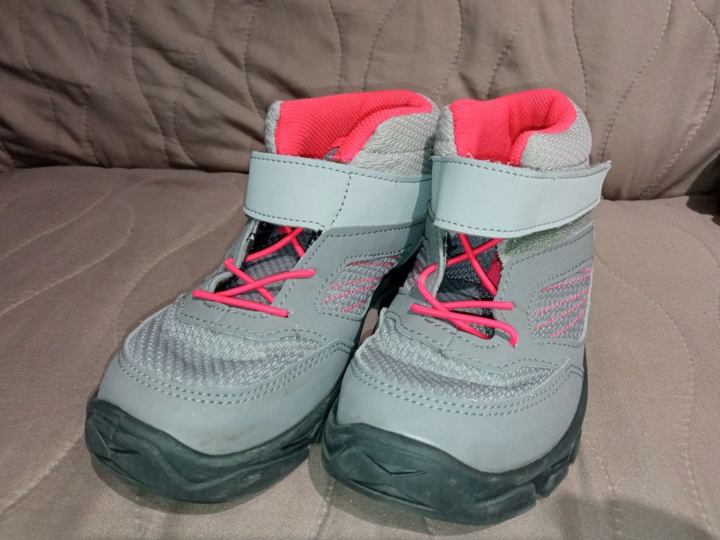 Buty turystyczne Quechua rozm. 33 + chłopięce 34