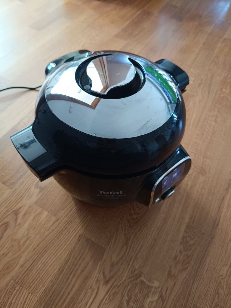 Продам Мультиварку-скороварку Tefal Cook4me+ Connect