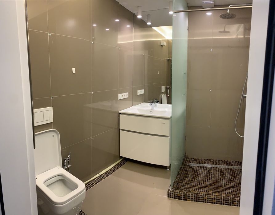 Продам 1 к.квартиру Голосіївський р-н Максимовича Васильківська