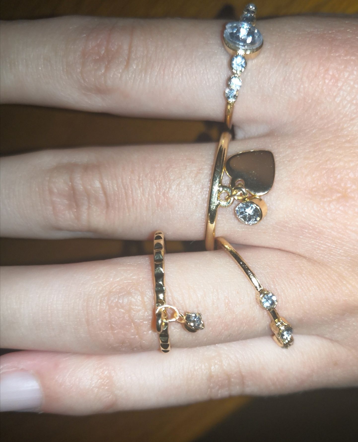 Anéis Dourados Zara