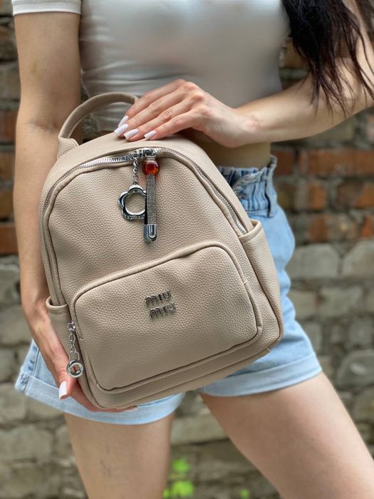 Рюкзак жіночий . Два кольори