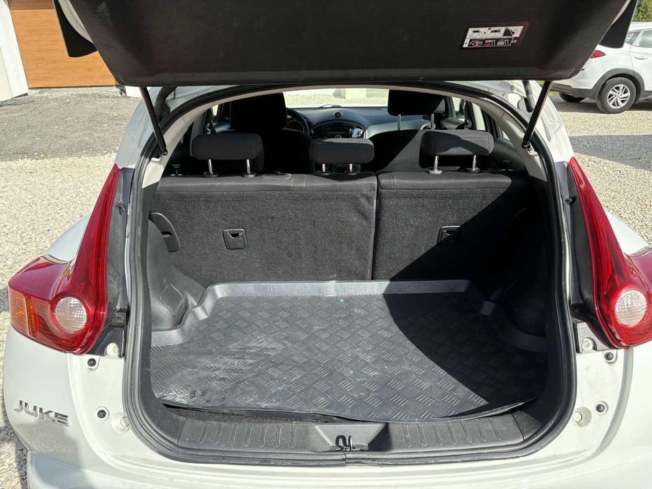 Nissan Juke z 2012 roku z silnikiem 1.6B Salon Polska