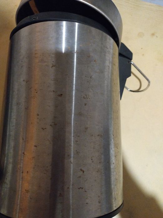 Продам ведро с педалью.