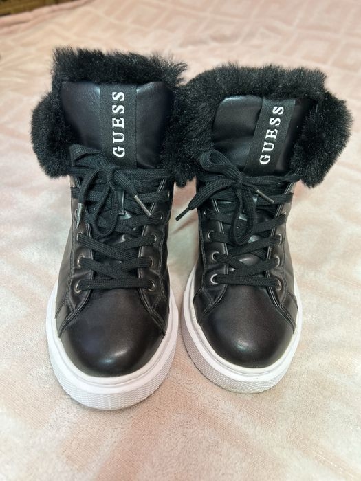 Guess оригинал ботиночки, не подошел размер