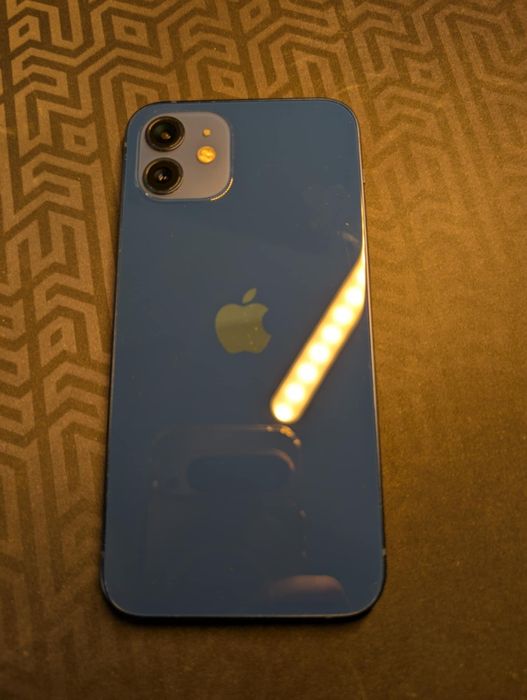 iPhone 12 64 GB blue