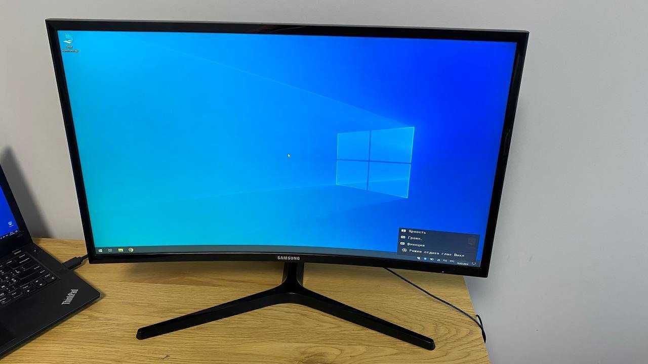 Монитор Samsung 27" Curved полный комплект C27F396F (LC27F396FHIXCI)