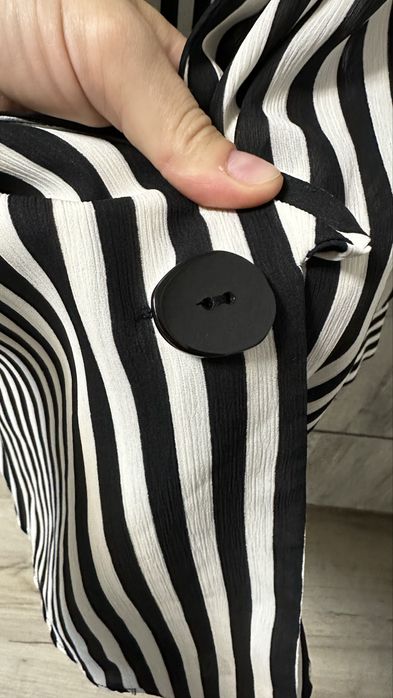 Блуза фірми Zara розмір  M