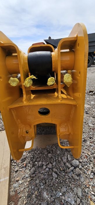 Продам  рукоять  до JCB 3-4CX