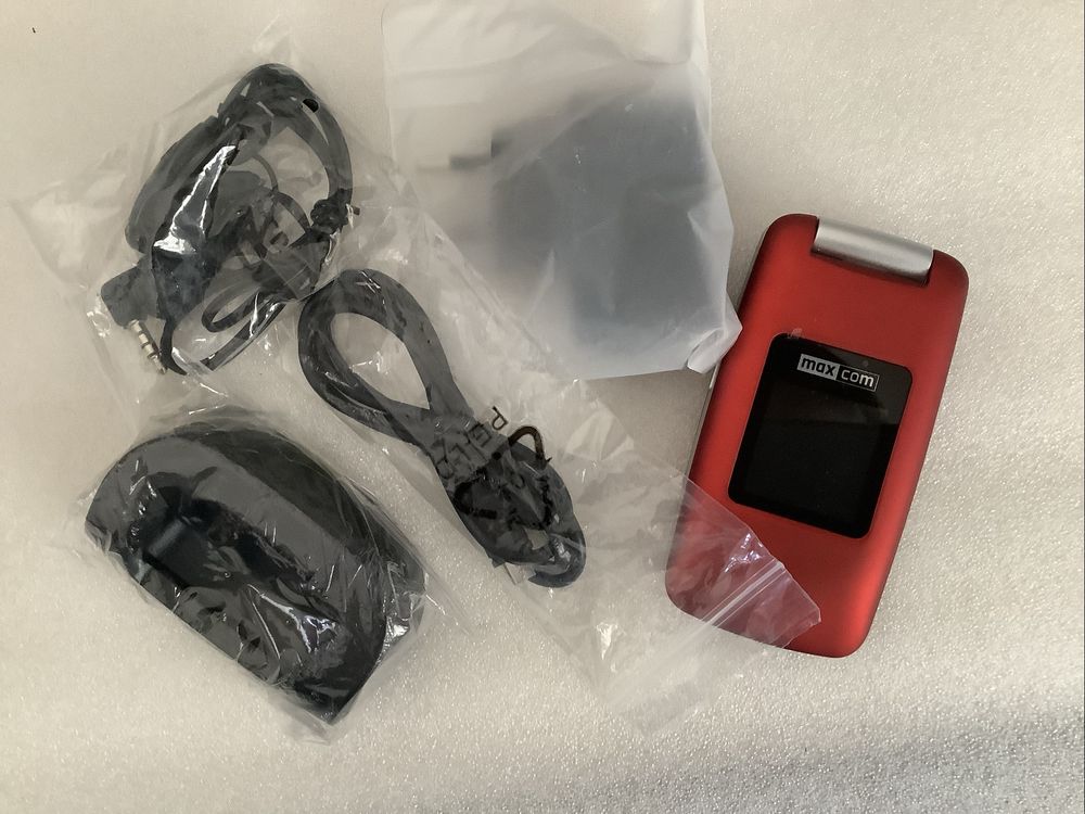 Telemovel MAXCOM MM824 - NOVO