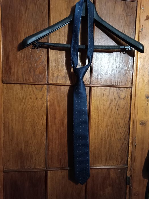 Костюм мужской GS р.56/170 и галстук Pierre cavelli