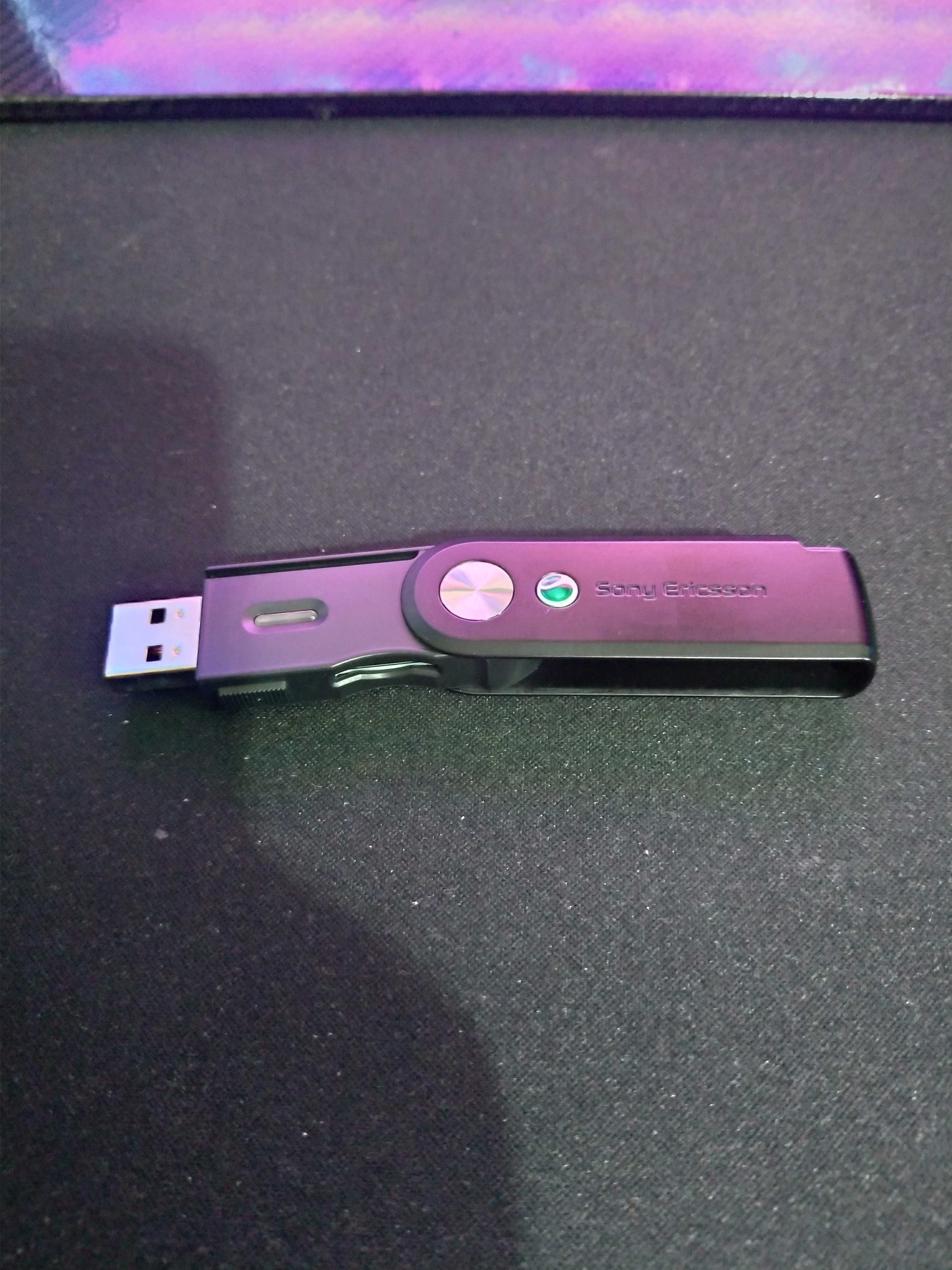 Sony Ericsson Adaptador/Leitor USB-M2(6/un)