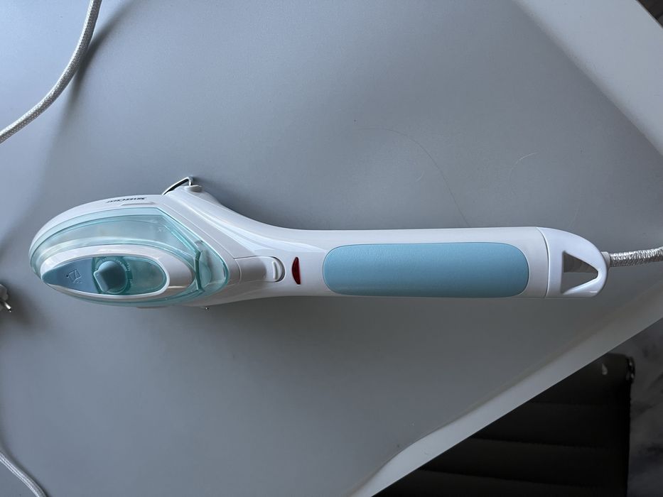 Праска, утюг, відпарювач, парова праска