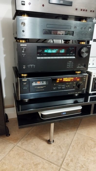 TEAC V-9000 stereo cassette deck