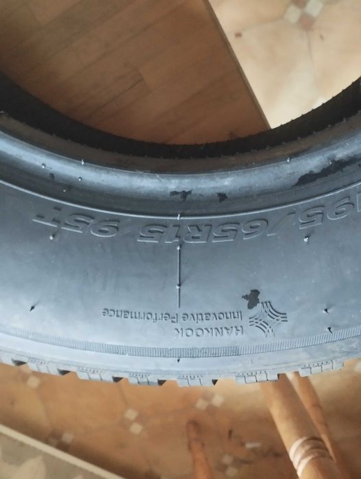 Шини продам нові