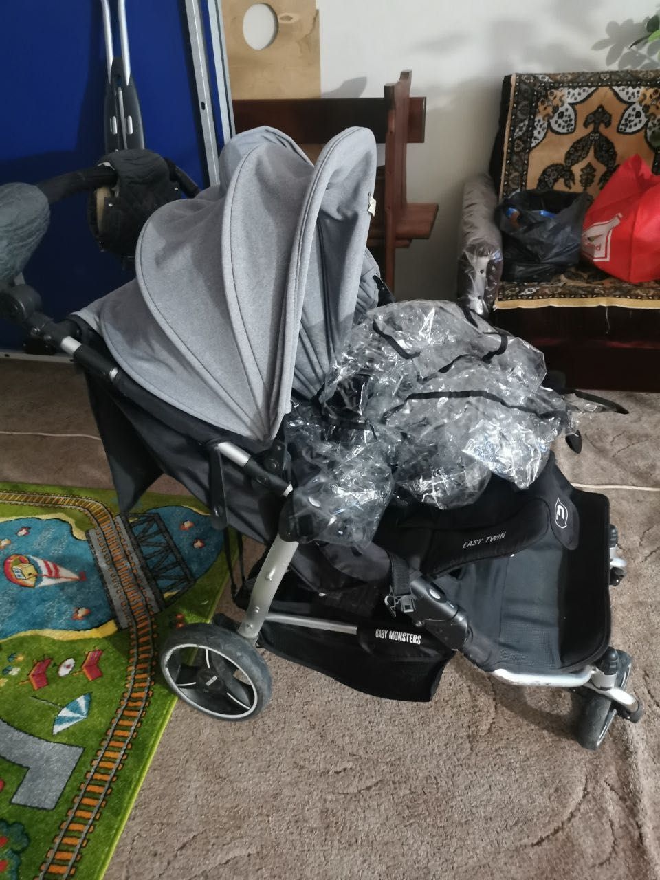Коляска для двійні baby monsters easy twin
