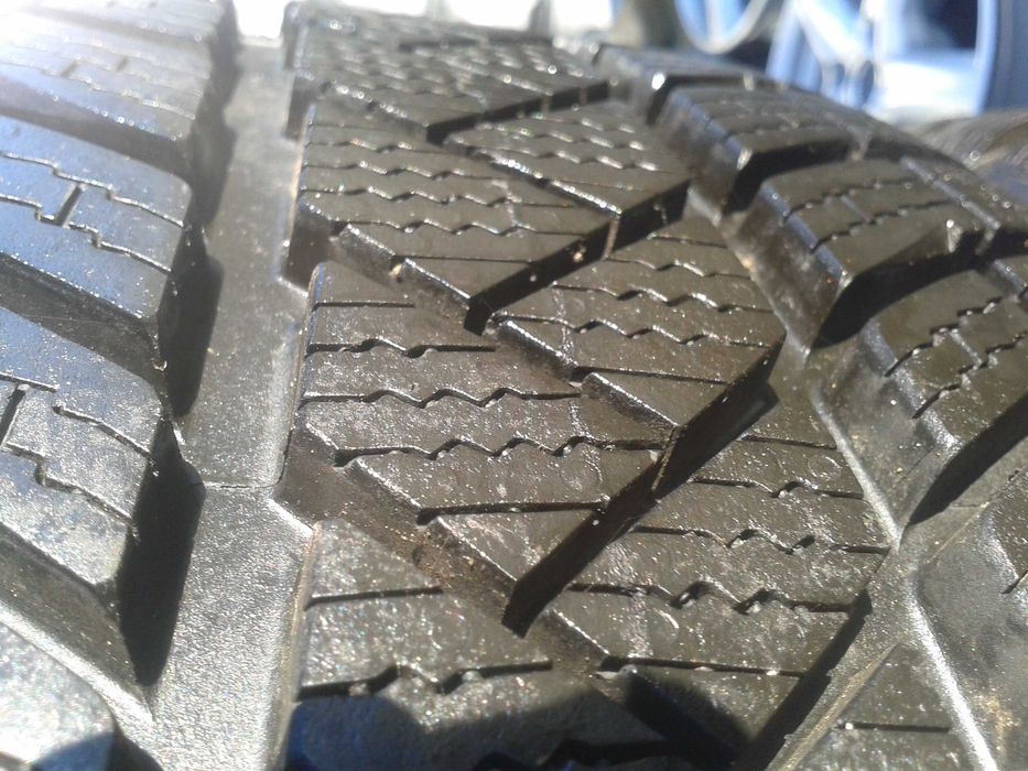 opony r17 vredestein 2024rok jak nowe 205 45 mielec wintrac pro+ 2szt