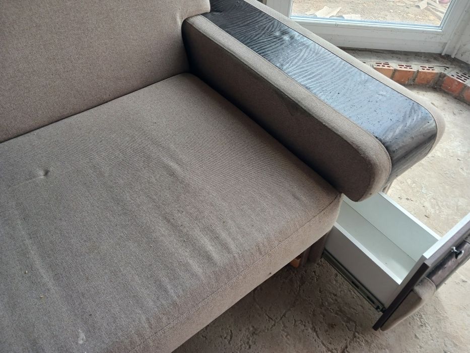Угловой диван. 2.70 на 160
