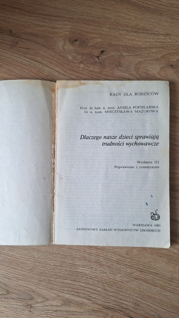 Dlaczego nasze dzieci sprawiają trudności wychowawcze. Rady dla rodzic