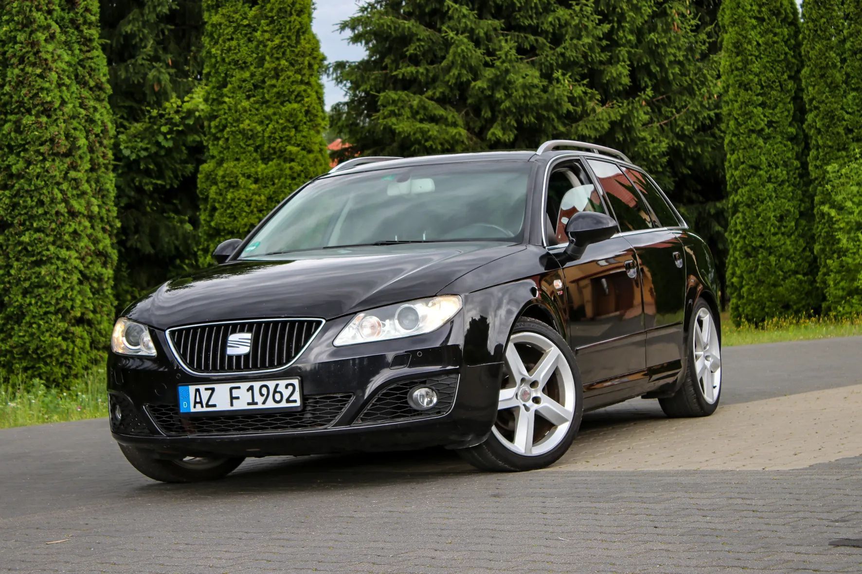Seat Exeo *143*Ksenon*Nawigacja*Podgrzewane Fotele*Tempomat*Parktronik*