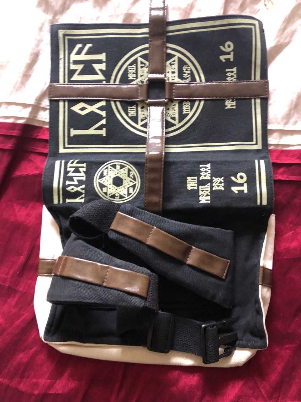 Поясна сумка  для носіння окультних книжок та проведення ритуалів