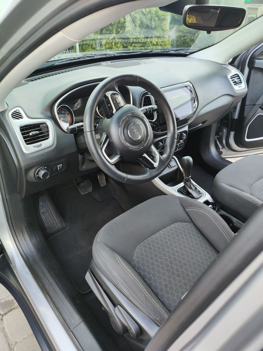 JEEP COMPASS 2018 року