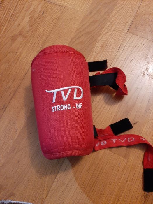 Canelairas TVD vermelhas