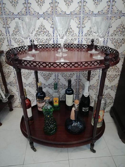 Mesa Apoio Bar Antigo C Rodas