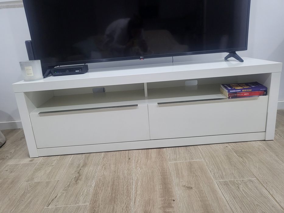 Base de tv baviera branco