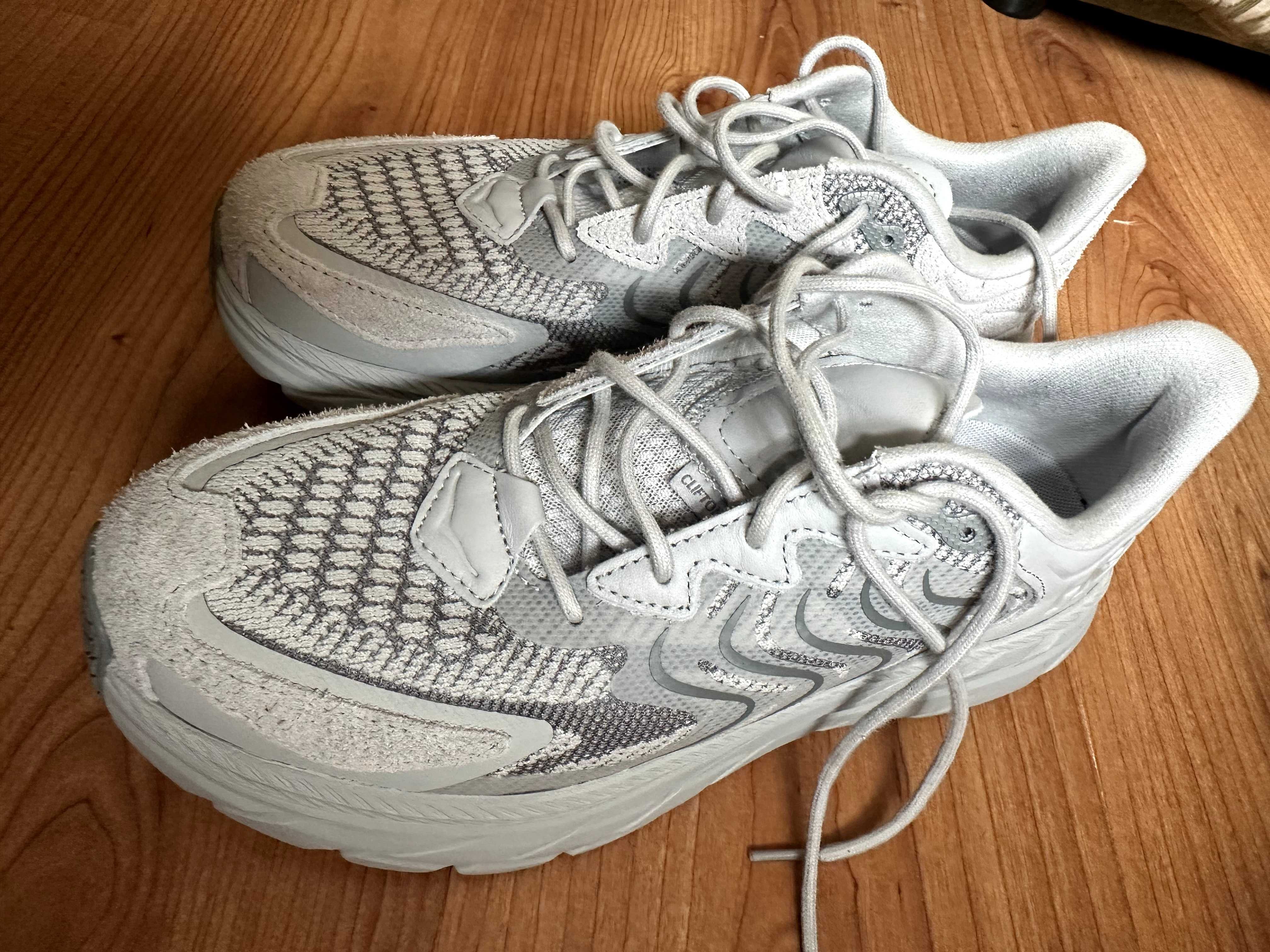 Кроссовки HOKA Clifton размер 41.5