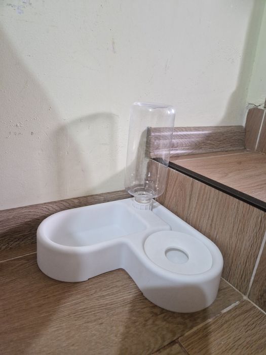 Миска поилка для котов, маленьких собак