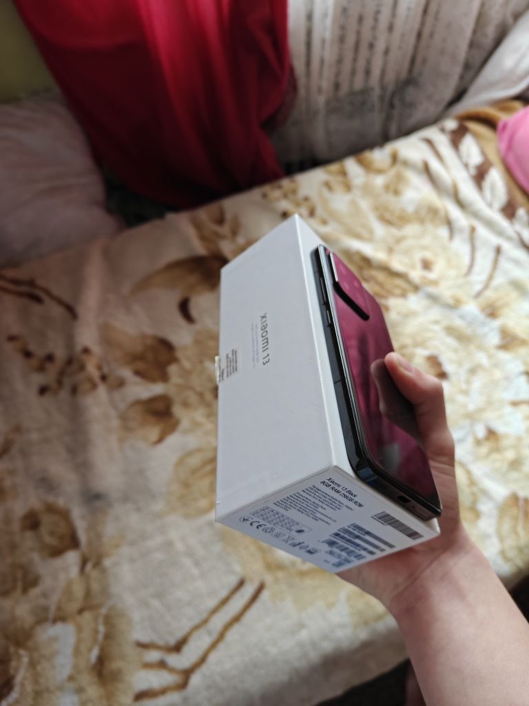 Xiaomi 13 8/256 флагман