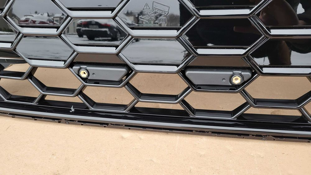 Atrapa chłodnicy GRILL Audi A5 F5 8W6 QUATTRO Lift 19- Kamera NOWA!!
