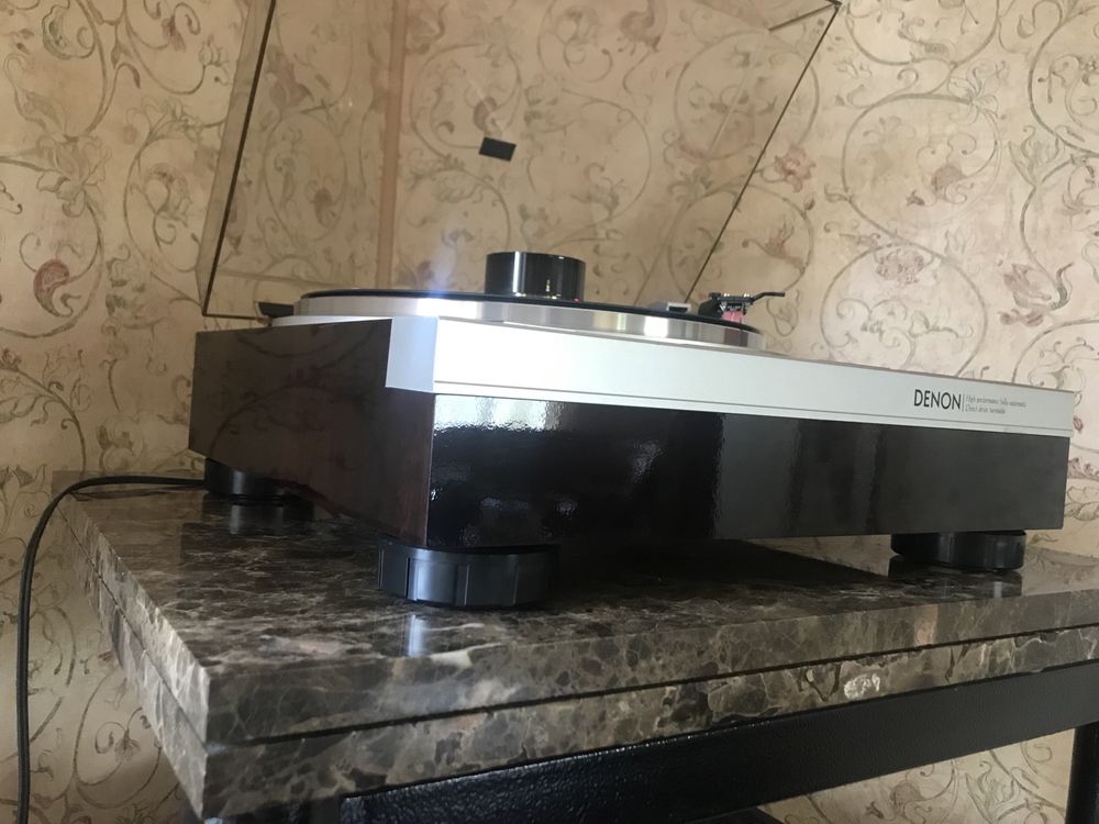 Проигрователь винила Denon dp47 f