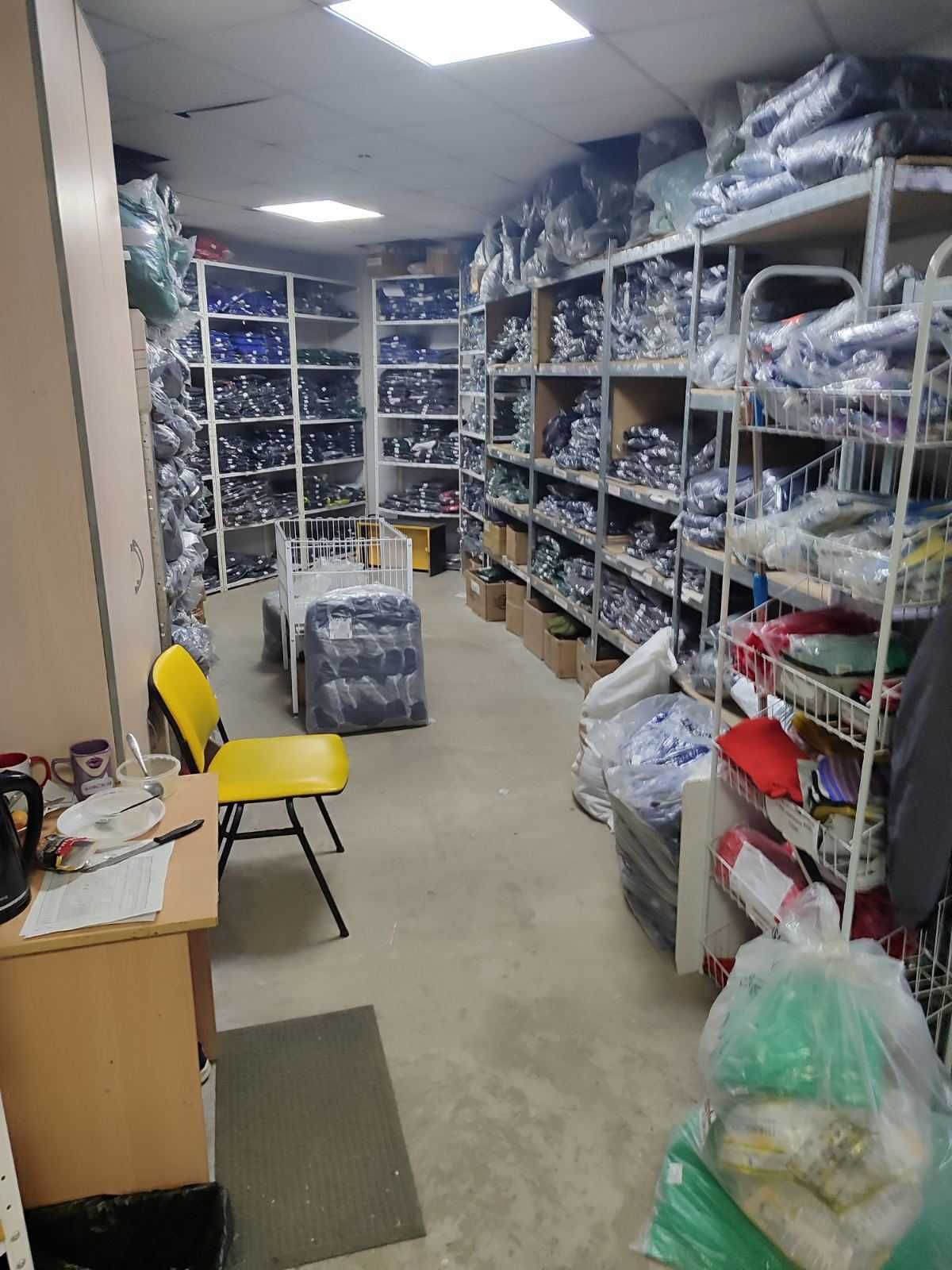 Продам магазин з офісно складськими приміщеннями вул Любецька 56