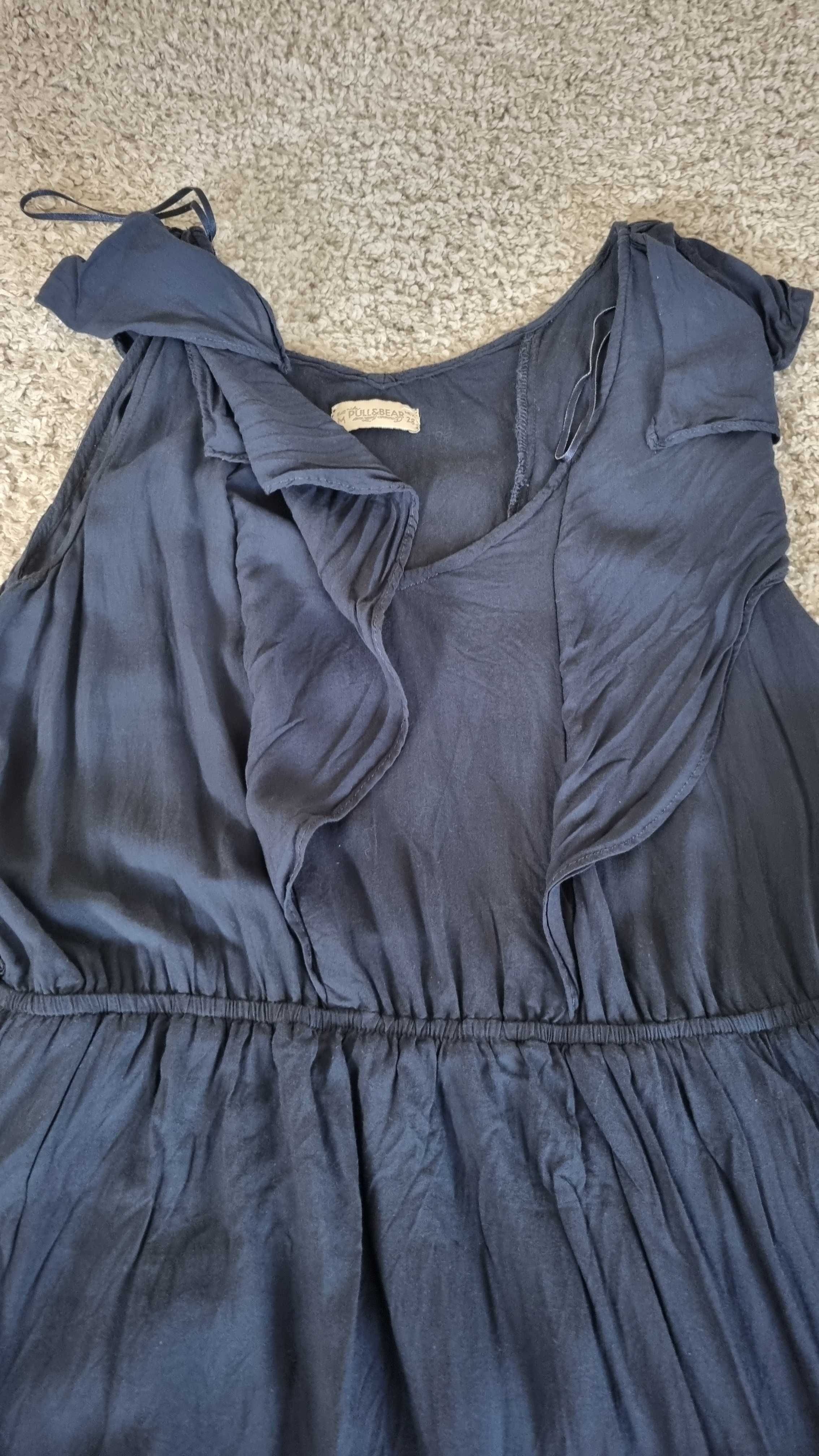 Granatowa sukienka Pull&Bear