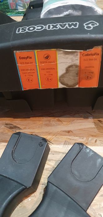 Nosidełko maxi cosi z bazą