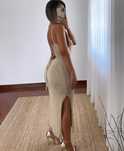 Vestido renda dourado
