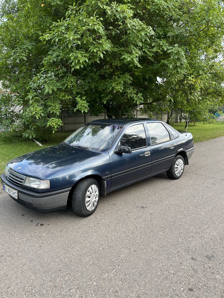 Продам Opel Vectra 1.6