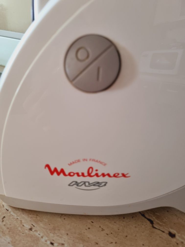 Мясорубка Moulinex HV4