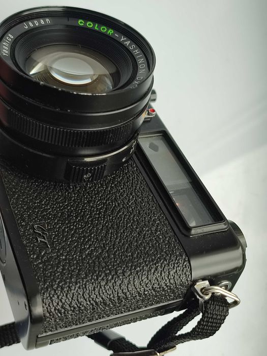 Yashica Electro 35 GT - Yashinon DX 45мм 1.7- Japan