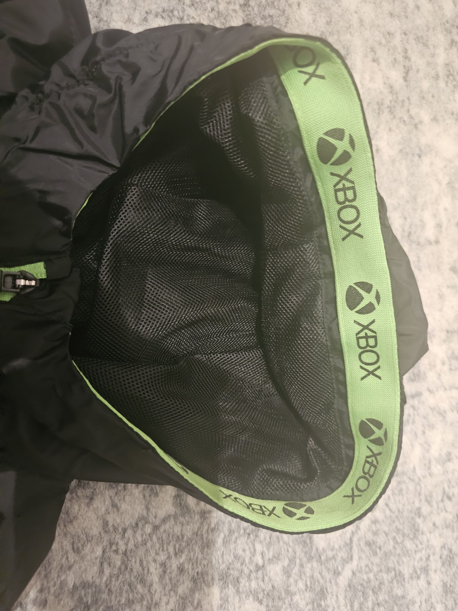 Kurtka C&A Xbox rozm 158, chłopiec